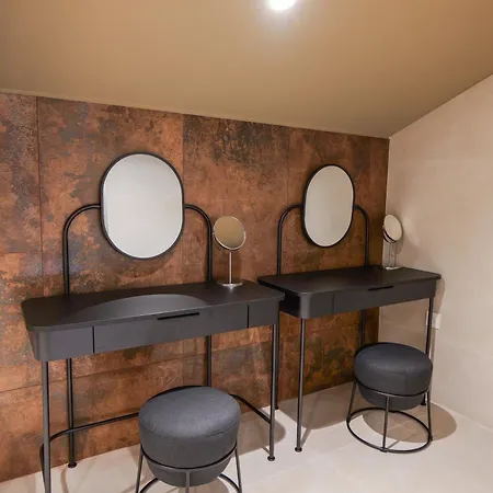 Appartement Extra Spacious Modern Hub Center