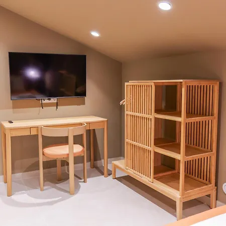 Extra Spacious Modern Hub Center アパート ニース