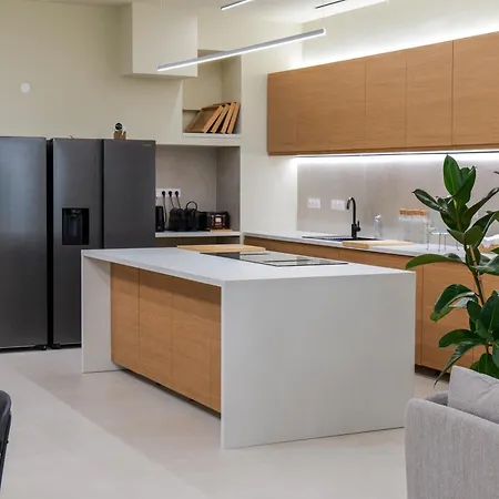 Extra Spacious Modern Hub Center Nizza