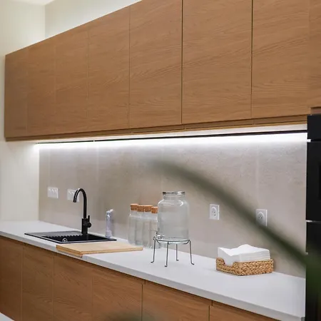 Extra Spacious Modern Hub Center Apartman Nizza