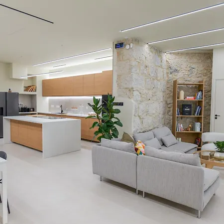 Apartman Extra Spacious Modern Hub Center *