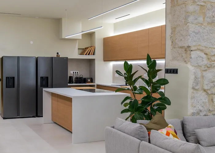 Apartmán Extra Spacious Modern Hub Center