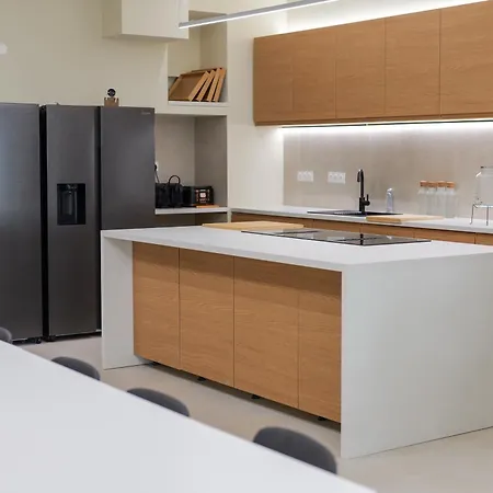 Extra Spacious Modern Hub Center Appartement Nice